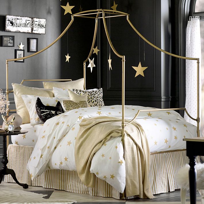 Pottery Barn Teen via SaltyBlonde.com