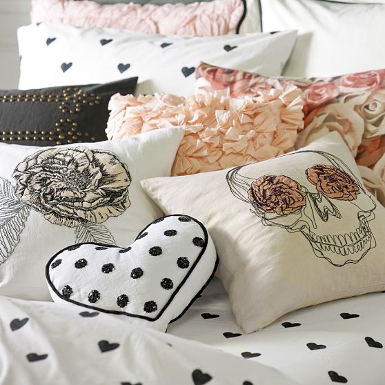Pottery Barn Teen via SaltyBlonde.com