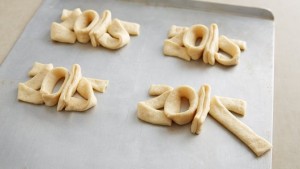 Pillsbury NYE Dippers via www.saltyblonde.com